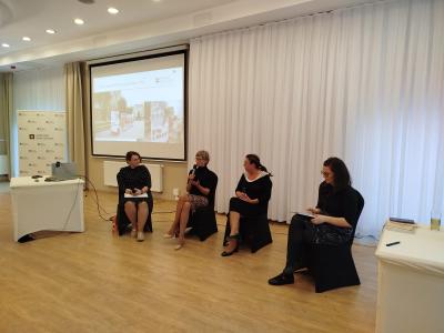 Panel „Przykłady (nie tylko) dobrych praktyk”, od lewej: Zofia Jakóbczak, Dorota Cywińska, Karolina Grobelska, Agnieszka Rosa